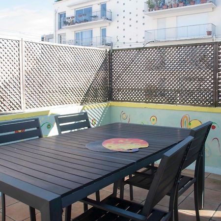 Cosy Apartment With Balcony In The Heart Of Paris Exterior photo